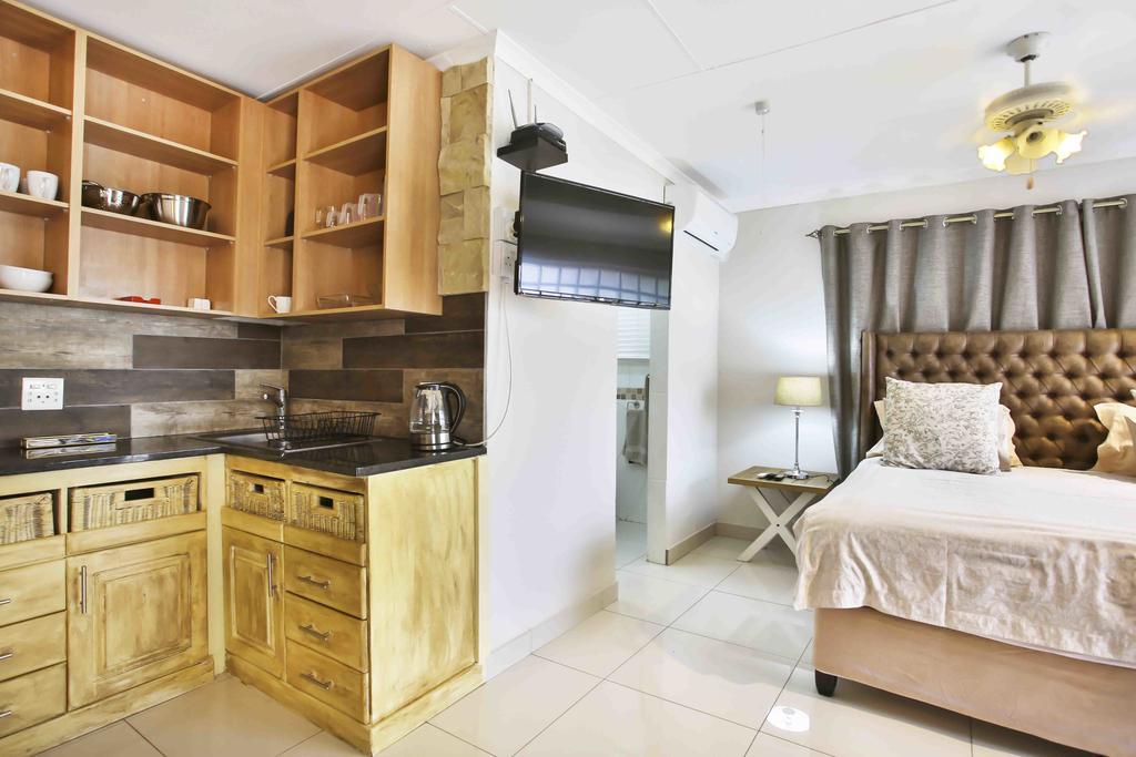 Accommodation At Vans No Loadshedding Centurion Kültér fotó